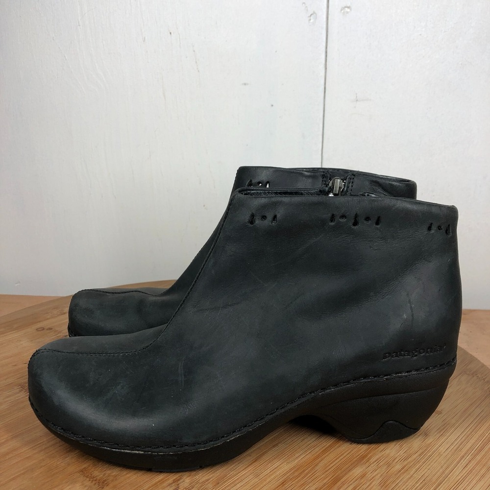 Patagonia Better Clog Womens size 8.5 Shoes Black Leather Ankle Casual boots